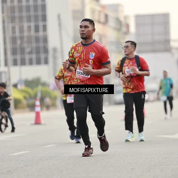 Runner Photo 5896372