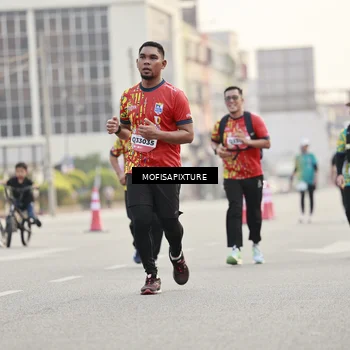 Runner Photo 5896386