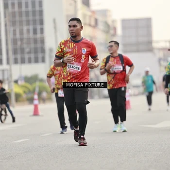 Runner Photo 5896388
