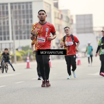 Runner Photo 5896389