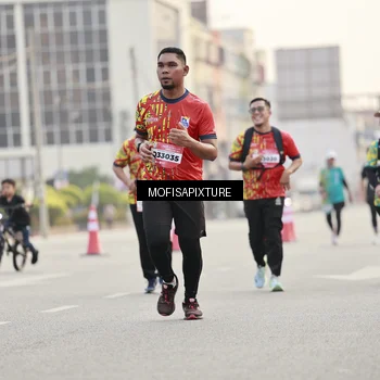 Runner Photo 5896392