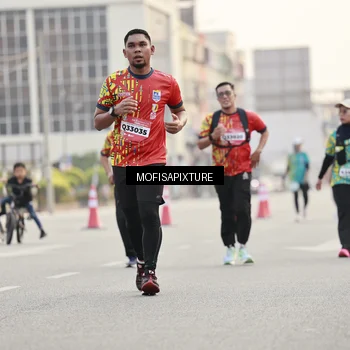 Runner Photo 5896394