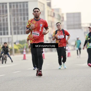 Runner Photo 5896395