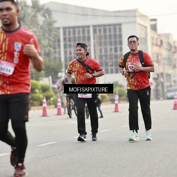 Runner Photo 5896399