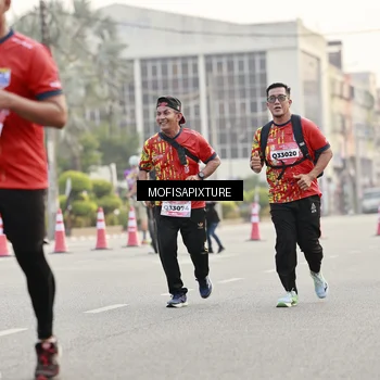 Runner Photo 5896409