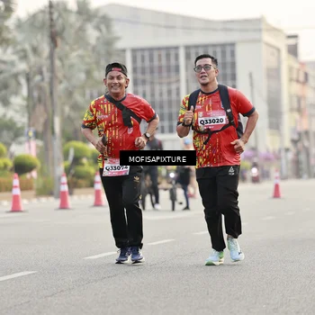 Runner Photo 5896414