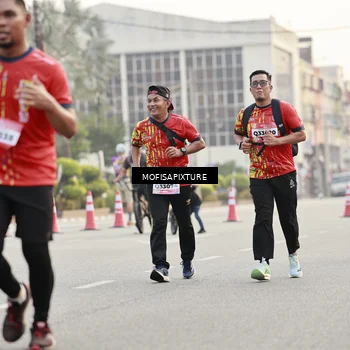 Runner Photo 5896427