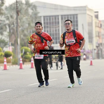 Runner Photo 5896432