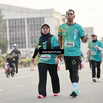 Runner Photo 5896435
