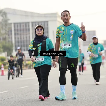 Runner Photo 5896459