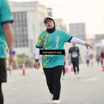 Runner Photo 5896473