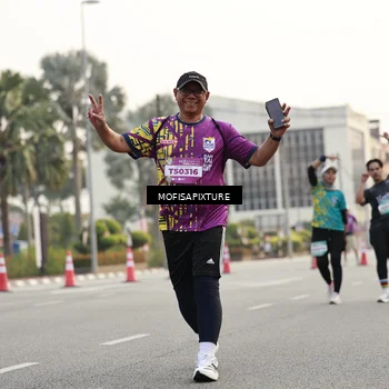 Runner Photo 5896523