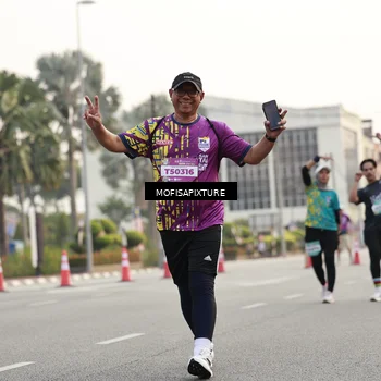 Runner Photo 5896526