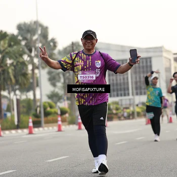Runner Photo 5896530