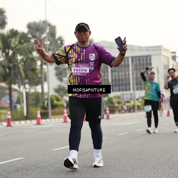 Runner Photo 5896552