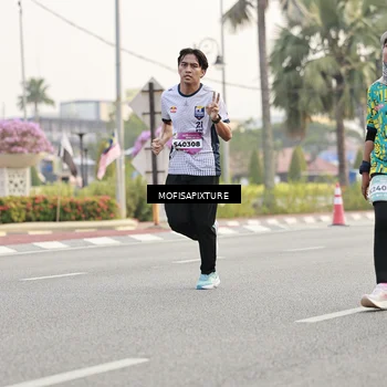 Runner Photo 5896562