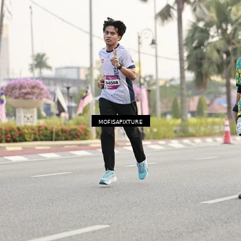 Runner Photo 5896602