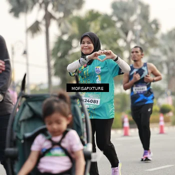 Runner Photo 5896642