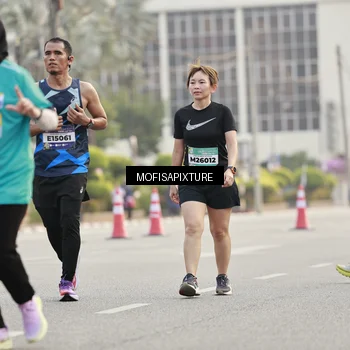 Runner Photo 5896645