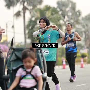 Runner Photo 5896648