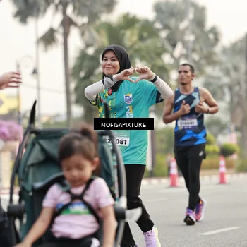 Runner Photo 5896662