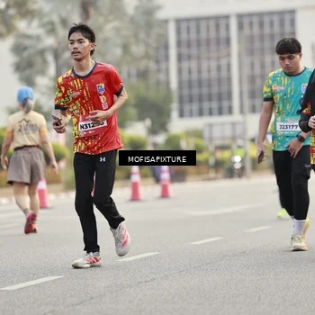 Runner Photo 5896672