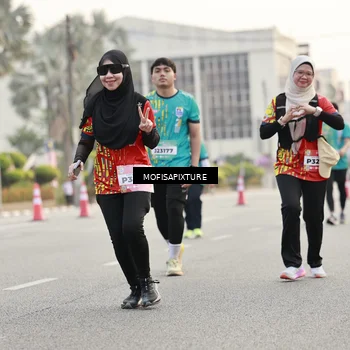 Runner Photo 5896704