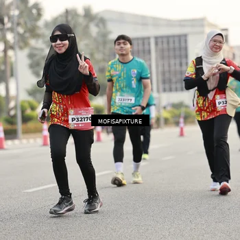 Runner Photo 5896719