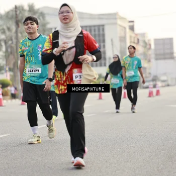 Runner Photo 5896744