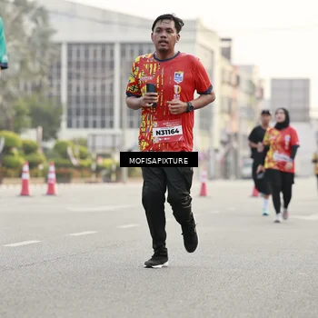 Runner Photo 5896780