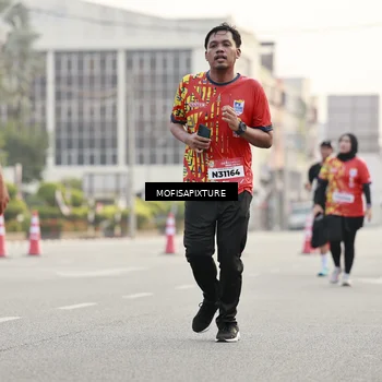 Runner Photo 5896785