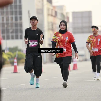 Runner Photo 5896793