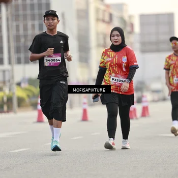 Runner Photo 5896796