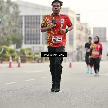 Runner Photo 5896806