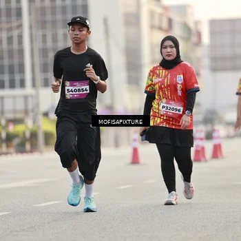 Runner Photo 5896807