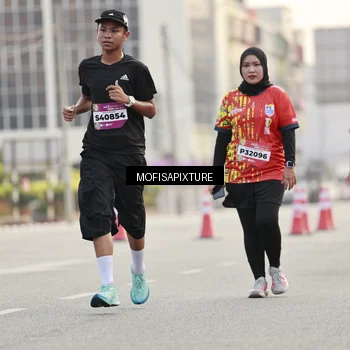 Runner Photo 5896822