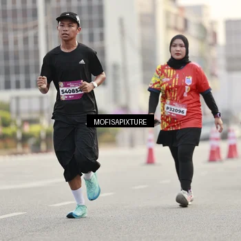 Runner Photo 5896825