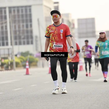 Runner Photo 5896875