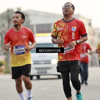 Runner Photo 5897040