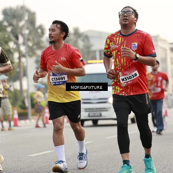 Runner Photo 5897055