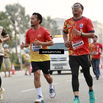 Runner Photo 5897056