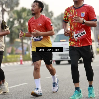 Runner Photo 5897070