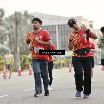 Runner Photo 5897100