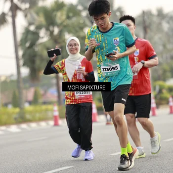 Runner Photo 5897140