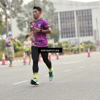 Runner Photo 5897215