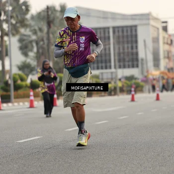 Runner Photo 5897305
