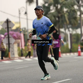 Runner Photo 5897367