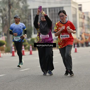 Runner Photo 5897375