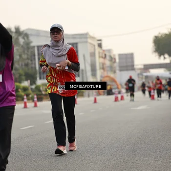 Runner Photo 5897385
