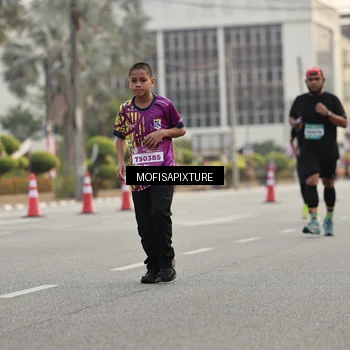 Runner Photo 5897422
